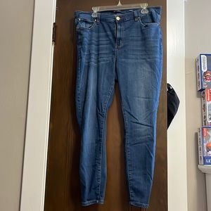 Revery Skinny Jeans
